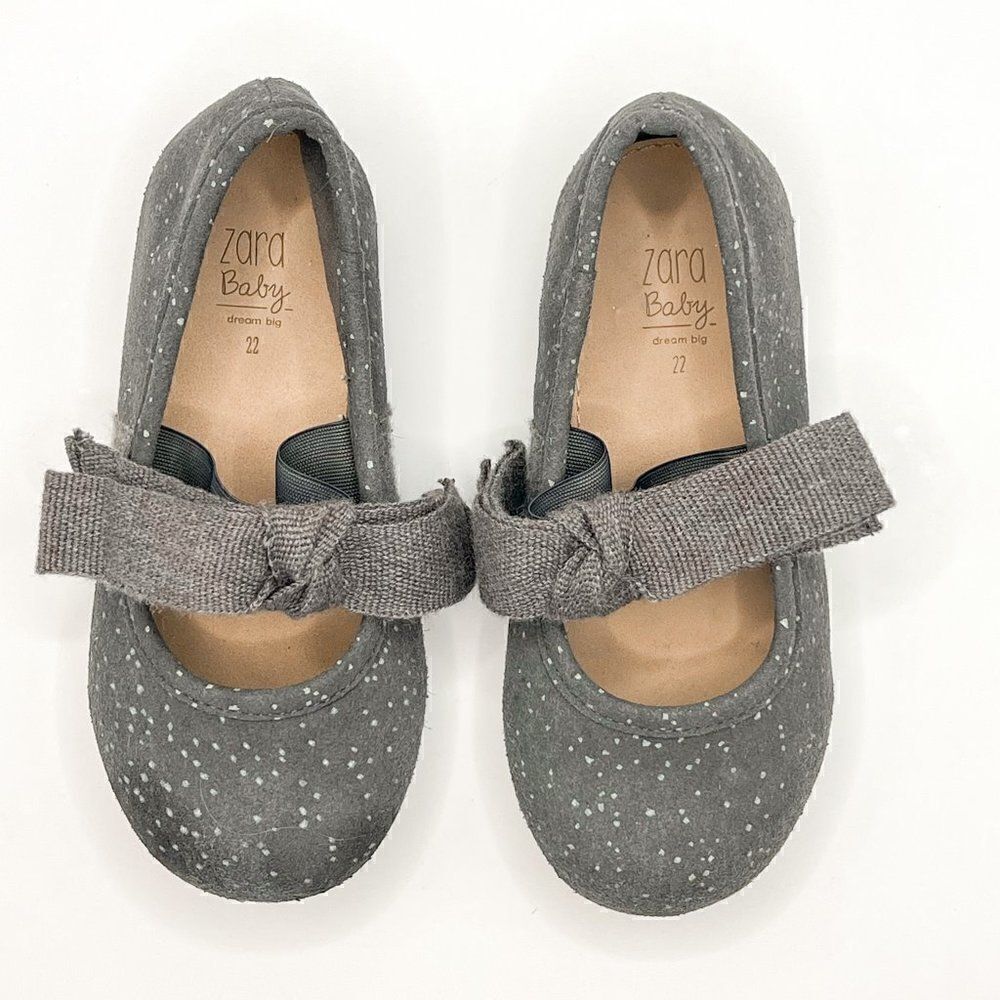 Zara Baby Girl Dream Big Mary Jane Style Shoes, Size 6.5